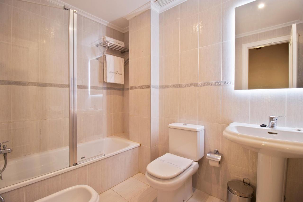 Abba Comillas Apartments Kültér fotó